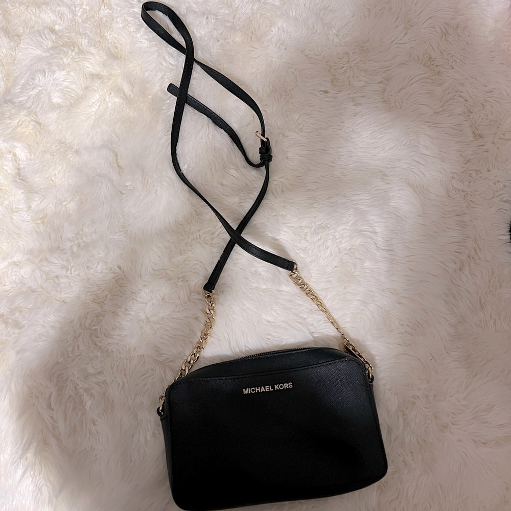 MICHAEL KORS 🖤